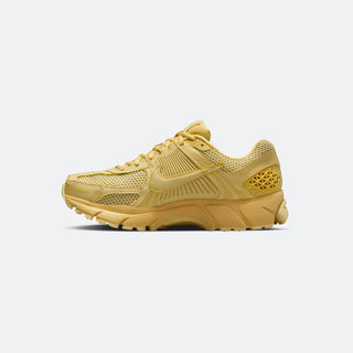 W Nike Vomero 5 ' Saturn Gold'