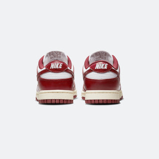 W Nike Dunk Low "Team Red"