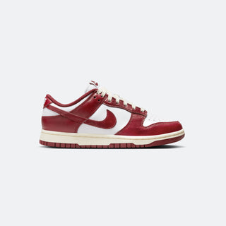 W Nike Dunk Low "Team Red"